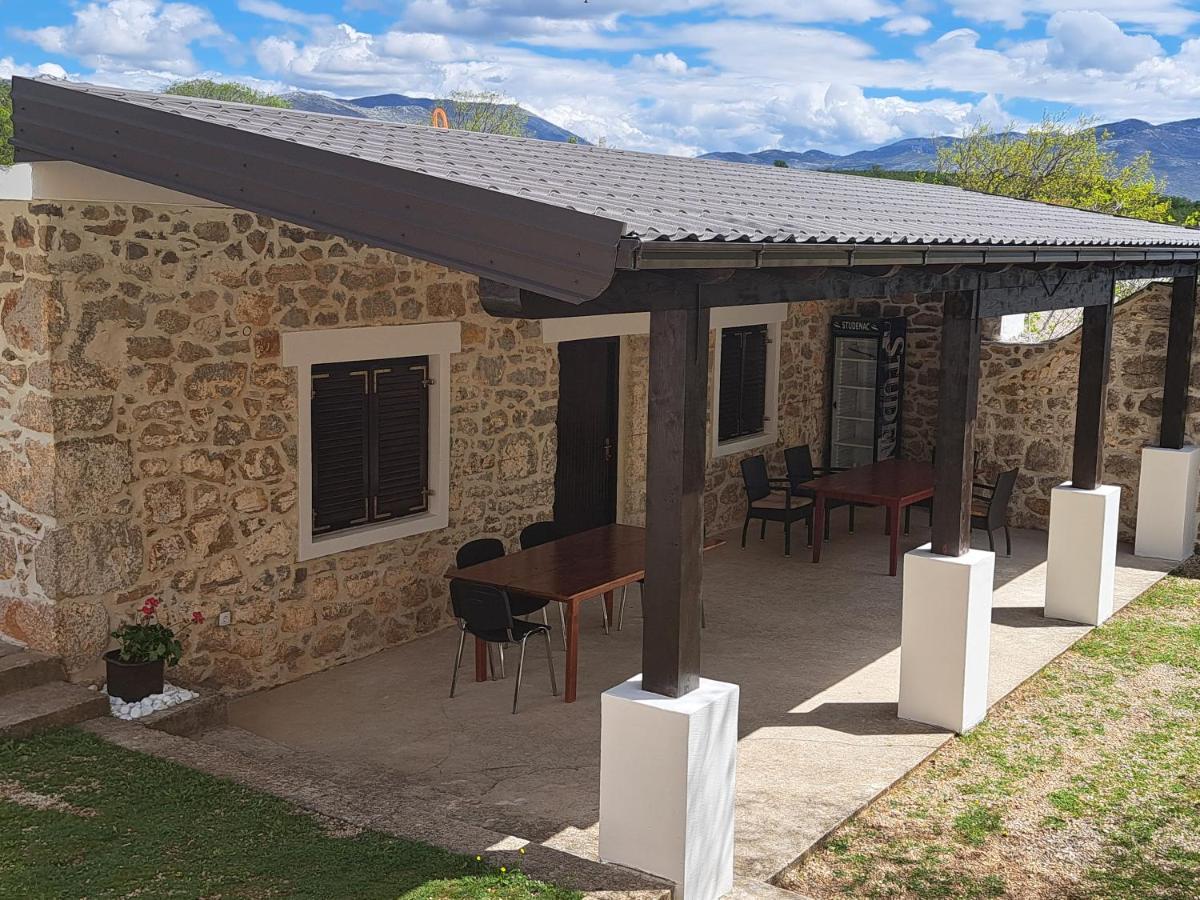 Campsite Dolovi Obrovac