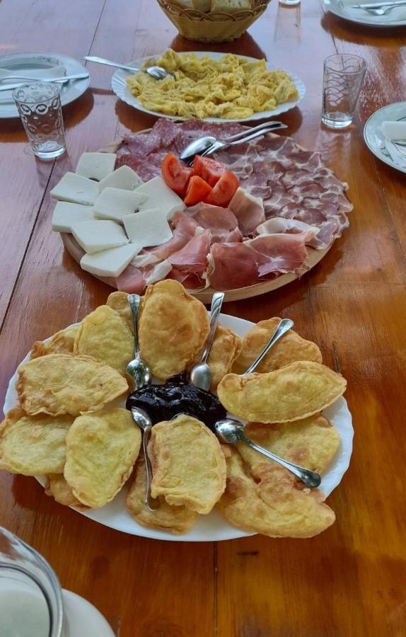 Dolovi Camping *